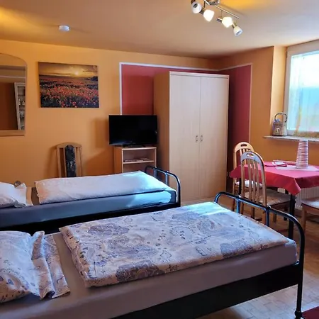 Ferienwohnung Südländische Flair Neubiberg Exterior foto