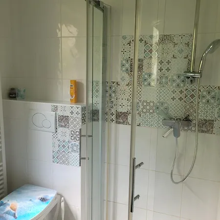 Ferienwohnung Südländische Flair Neubiberg Exterior foto
